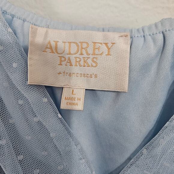 Audrey Parks Soft Blue Tulle Blouse Sheer Long Sleeve Crop V-Neck Size Large - Picture 7 of 10